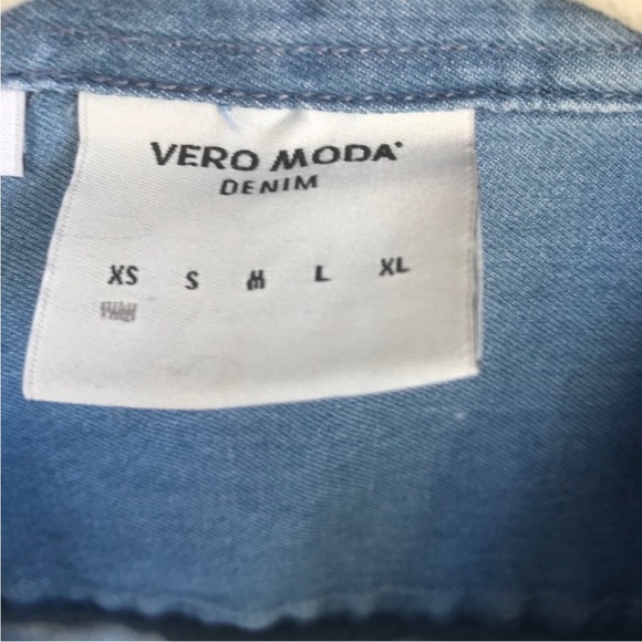 VERO MODA Long Sleeve Soft Chambray Blue Denim Shirt Dress - Picture 4 of 7